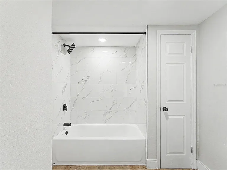 7708 Maryland Ave — Photo 30