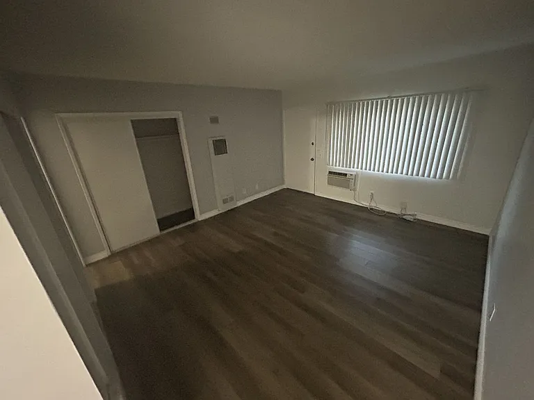 832 Azusa Ave #5 — Photo 4