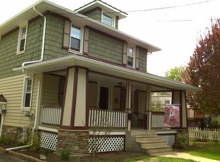 33 S New St, Hatboro, PA 19040