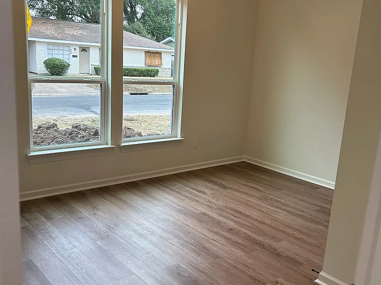 144 Whittington Dr — Photo 9