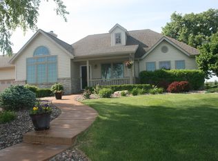 36765 55th St, Burlington, WI 53105