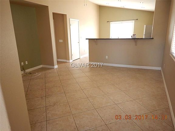 2nd image of 5913 Trumbull St #0