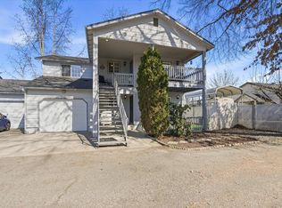 512 Village Dr, Central Pt, OR