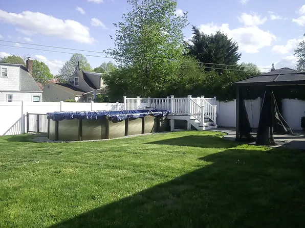 541 Princeton Rd, Linden, NJ 07036