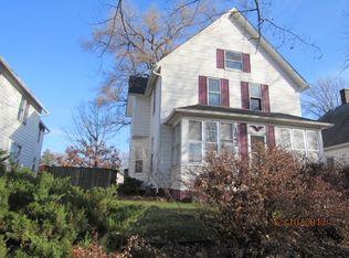 1842 9th St, Moline, IL 61265