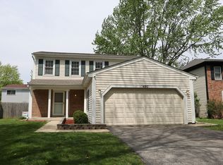 480 Dover Dr, Roselle, IL 60172
