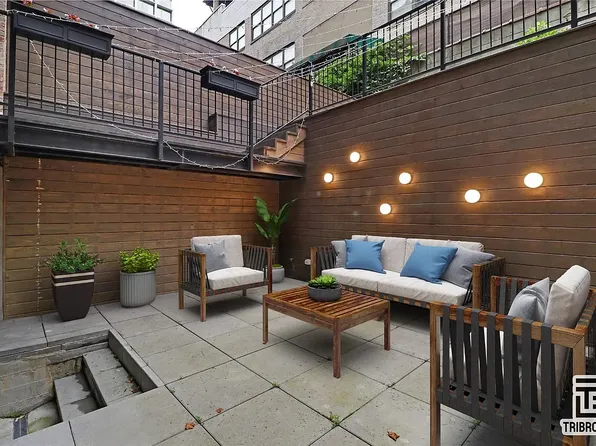 197 Monitor St #1A, Brooklyn, NY 11222