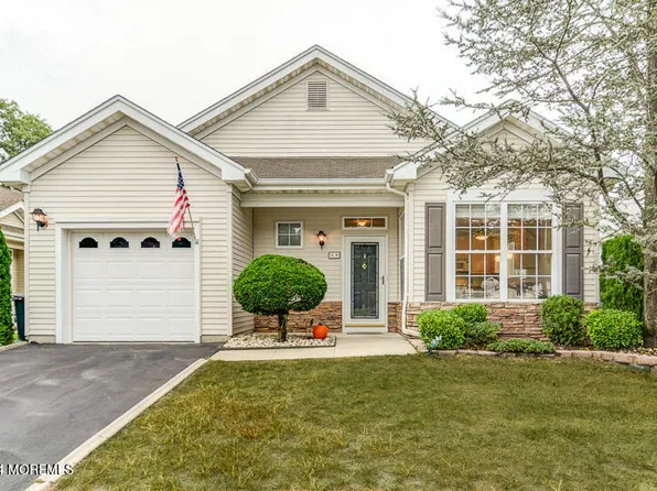 38 Kirkby Lane, Manchester, NJ 08759
