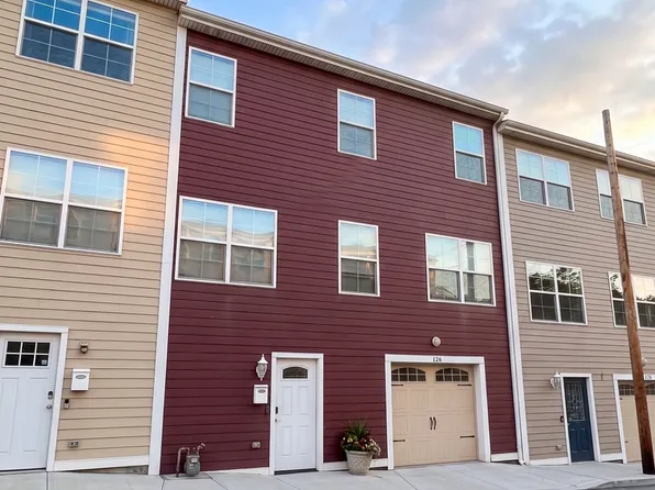 826 Spring Garden Ave, Pittsburgh, PA 15212