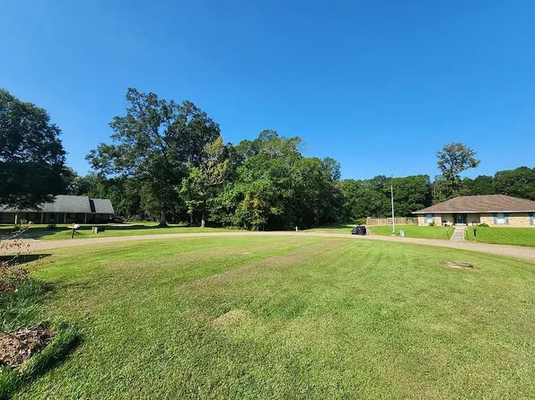 15710 Paint Ave, Greenwell Springs, LA 70739