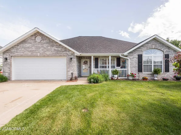 219 Northrup Ave, Holts Summit, MO 65043