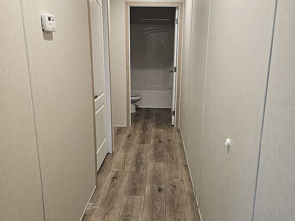 3rd image of 499 Apple St