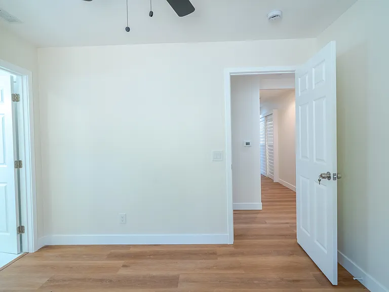 6402-06 Shane Place - 6406 — Photo 25