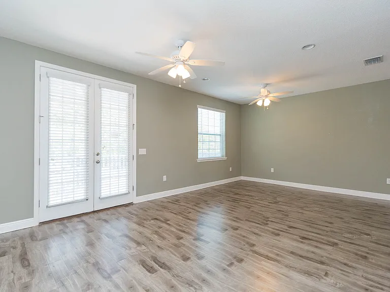 1005 New York Ave — Photo 11