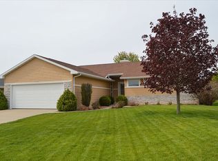 4027 Boulder Dr, Janesville, WI