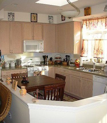 Ample Kitchen with Skylight, Gas Range, Garbage Disposal and Dish Washer