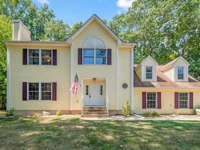 3 Kerrie Court, Gales Ferry, CT, 06335
