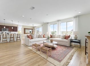 808 Divot Ct, Perris, CA 92571