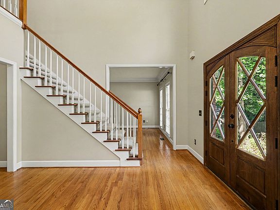 3rd image of 5702 Fallsbrook Ln NW