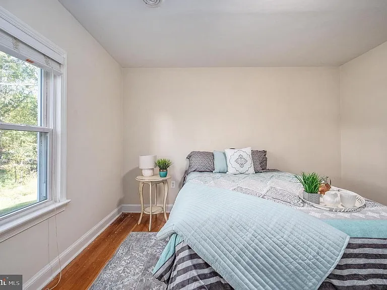 7019 Signal Hill Rd — Photo 19
