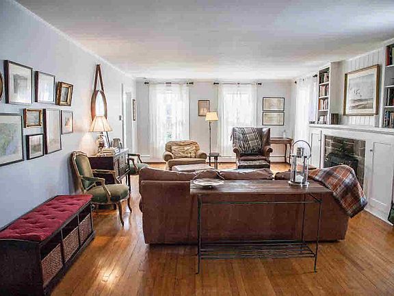 3rd image of 71 Ruskey Ln #0