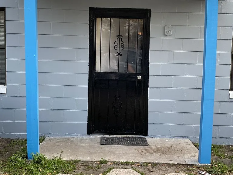 1436 Golfair Blvd — Photo 8