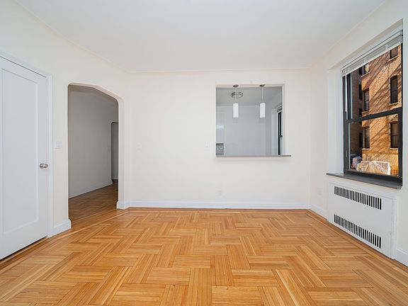 5th image of 41-09 41st St #1B