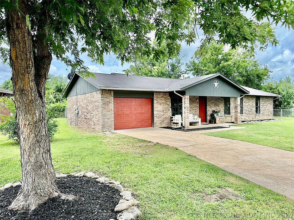 1st image of 1705 S Muskogee Pl