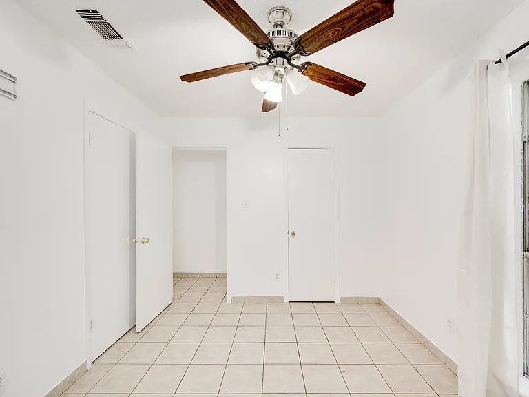 9502 N Creek Dr — Photo 15