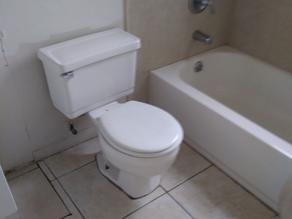 2nd image of 5514 5th Ave