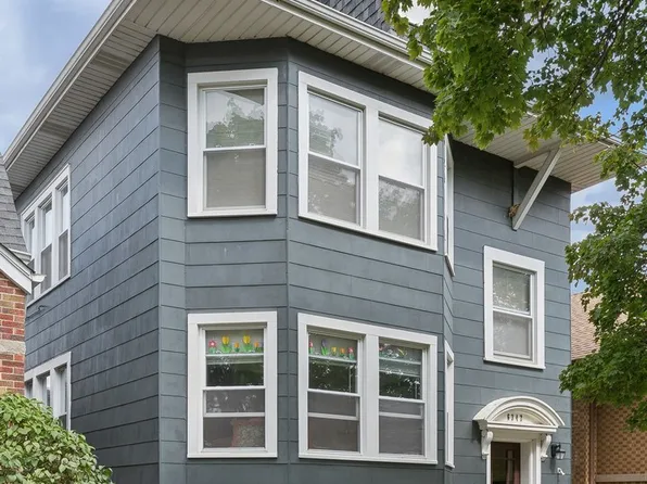 6342 W Holbrook St, Chicago, IL 60646