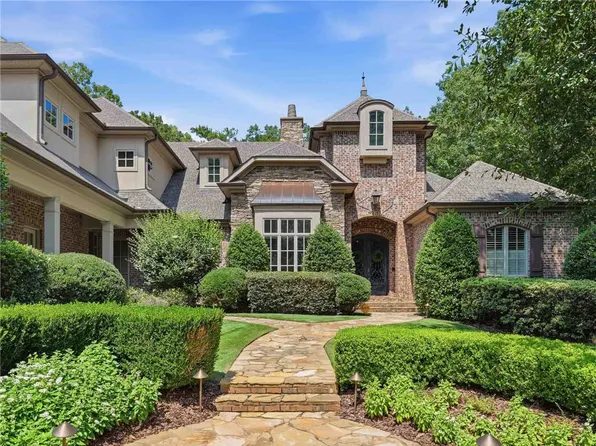 1725 Altamont Ct, Auburn, AL 36830