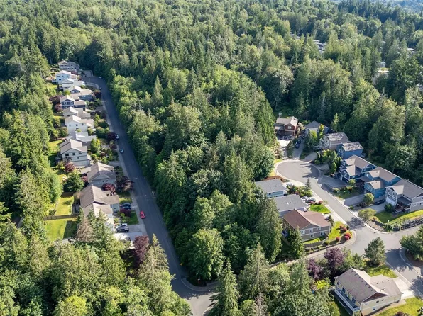 1303 Parkstone Lane, Bellingham, WA 98229