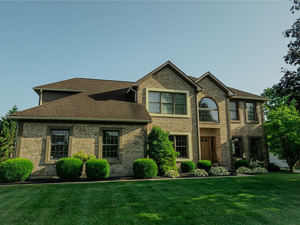 1st image of 2444 Luray Dr