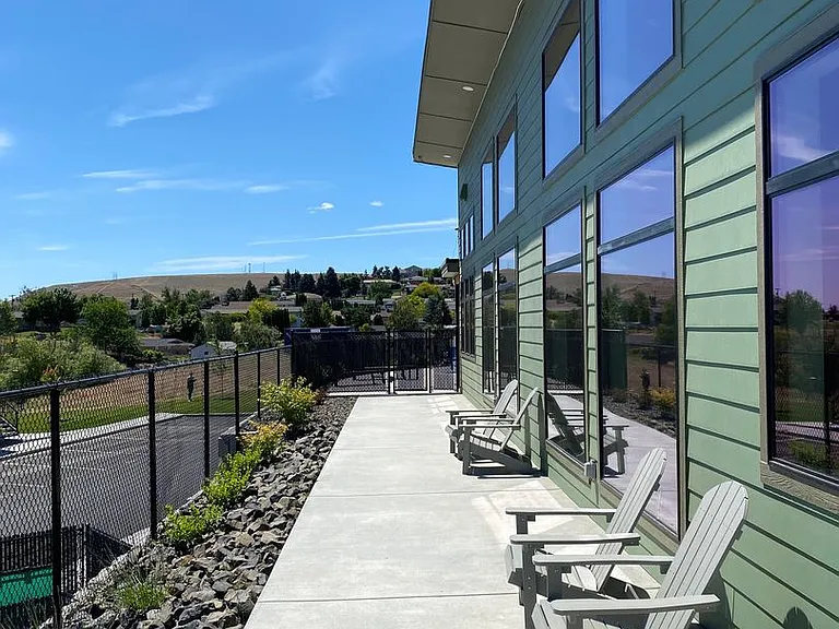 200 Canyon Pkwy — Photo 22