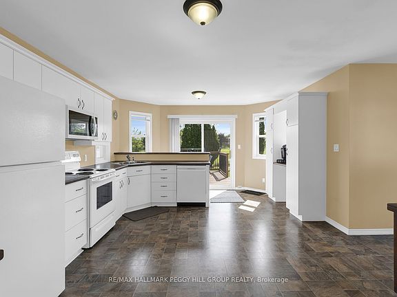 4th image of 5 Allan Ct
