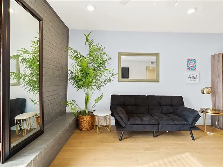 909 Reinli St #142 — Photo 9