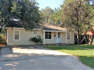 2403 22nd Pl, Lubbock, TX 79411