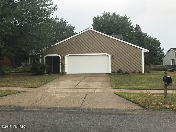 4th image of 870 59th St SE