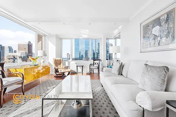 Rented by City Zen Realty | media 21