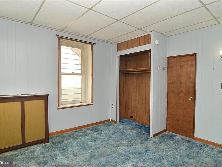 101 W Franklin St — Photo 17
