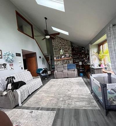 4th image of 528 Friedensburg Rd