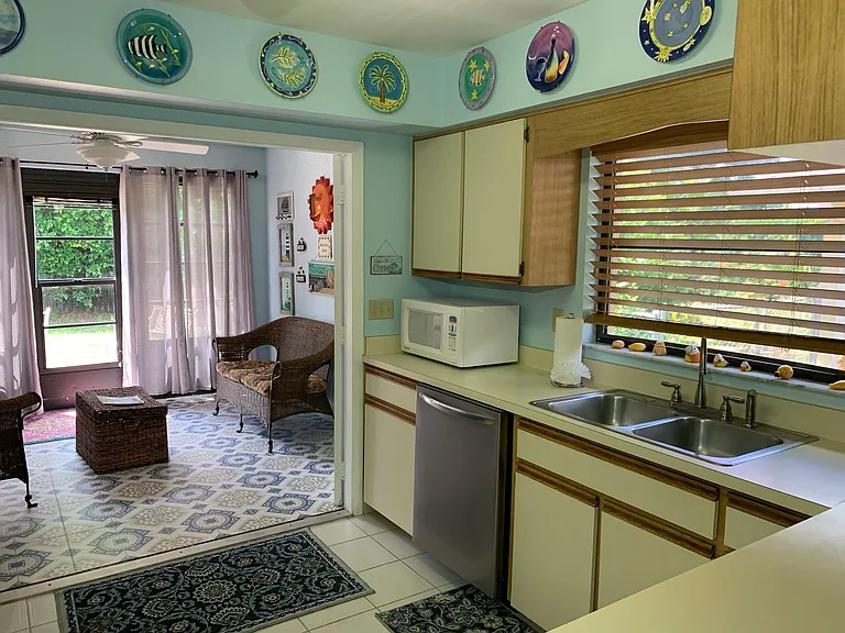 596 107th Ave N #HOUSE — Photo 36