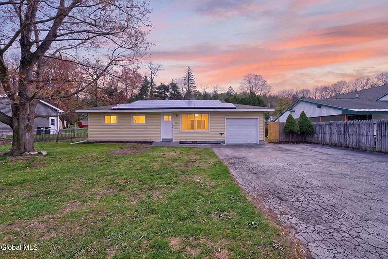 2nd image of 253 Vly Road