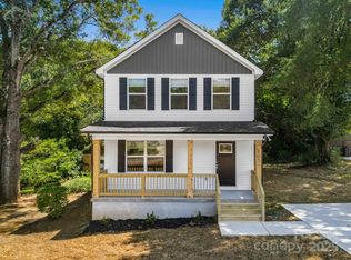 405 E Holly St, Dallas, NC 28034