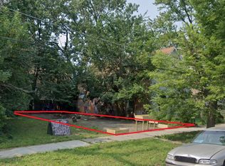 3853 W Ferdinand St, Chicago, IL 60624