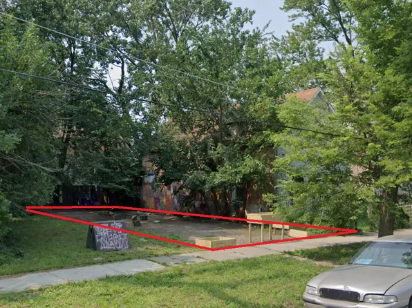 3853 W Ferdinand St, Chicago, IL 60624