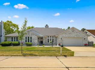 2507 Waterbury Pl, Champaign, IL