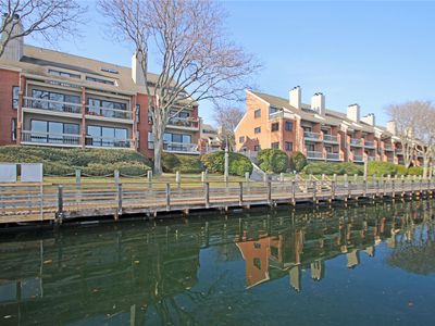 11 River Rd UNIT 120, Greenwich, CT, 06807