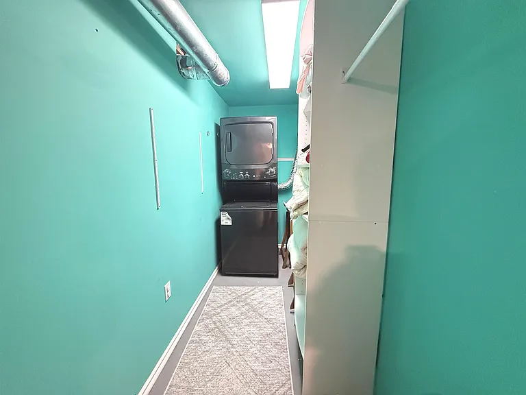 1365 Fulton Ave — Photo 10
